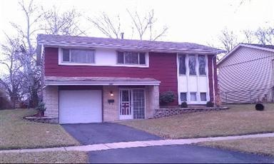 3307 Tulip Dr, Hazel Crest, IL 60429 - photo 1