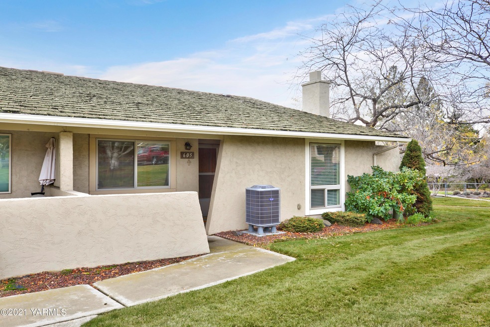 605 N 50th Ave, Yakima
