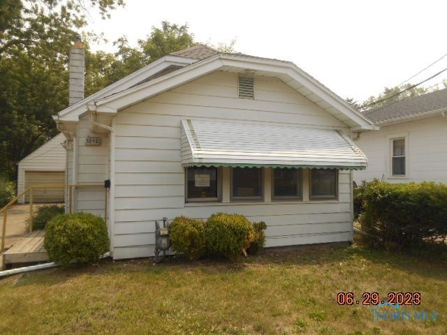 5242 Cowan St, Toledo, OH 43613 - photo 1