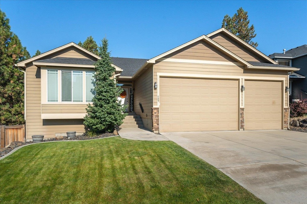 809 E Bonnie Lynn Ln, Colbert, WA 99005 - photo 1