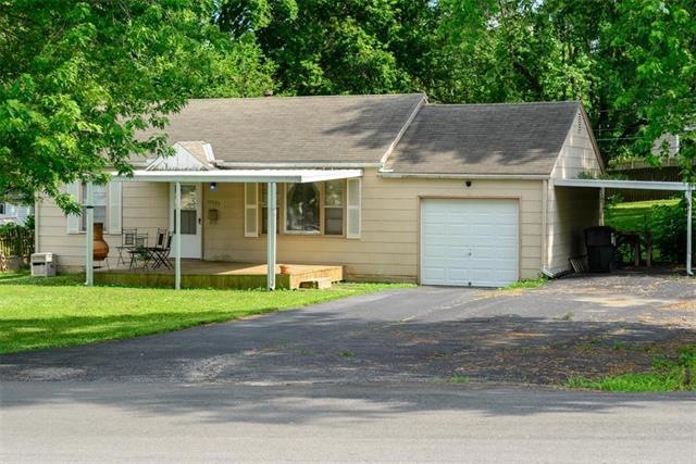 10703 W 64th St, Shawnee, KS 66203 - photo 1