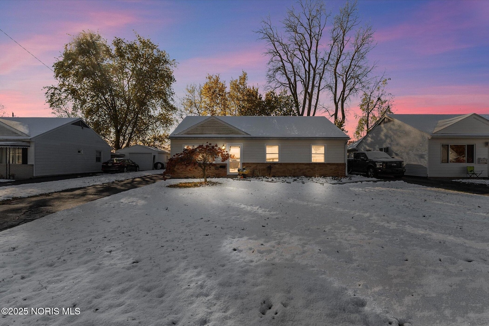 3407 Forest Grove Dr, Toledo, OH 43623 - photo 1