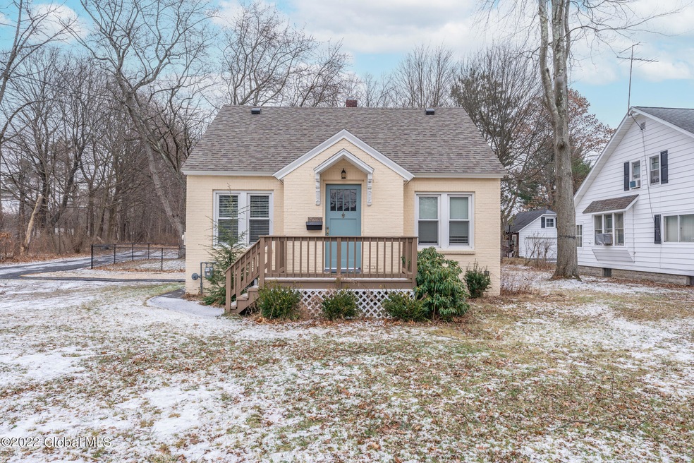 3220 Guilderland MLS-23