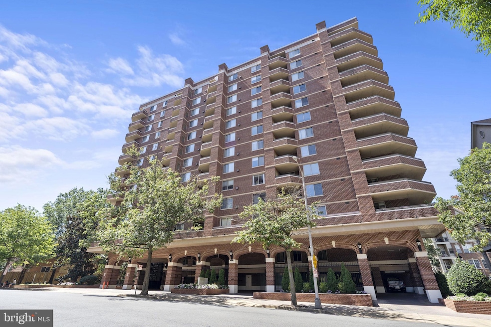 The Williamsburg unit 524, Arlington, VA 22201 - photo 1