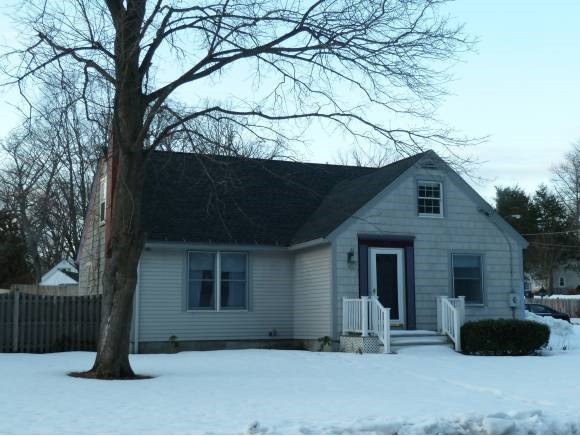 23 Ashland St, Nashua, NH 03064 - photo 1