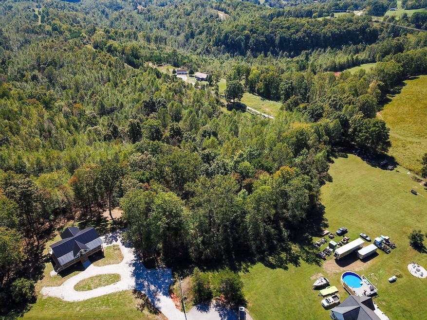 268 Cross View Ln, La Follette, TN 37766 - photo 1