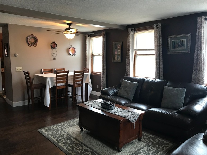 117 Hart St unit 3, Taunton, MA 02780 - photo 1