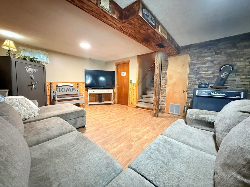 223 Chestnut St, Claremont, NH 03743 - photo 1