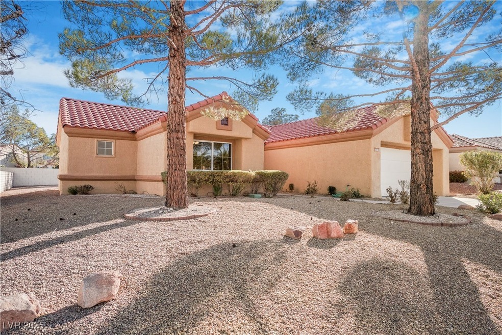 SCENIC CURB APPEAL
