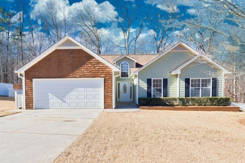 645 Flintlock Dr, Dacula, GA 30019 - photo 1