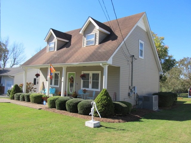 130 Collier Ave, Shelbyville, TN 37160 - photo 1