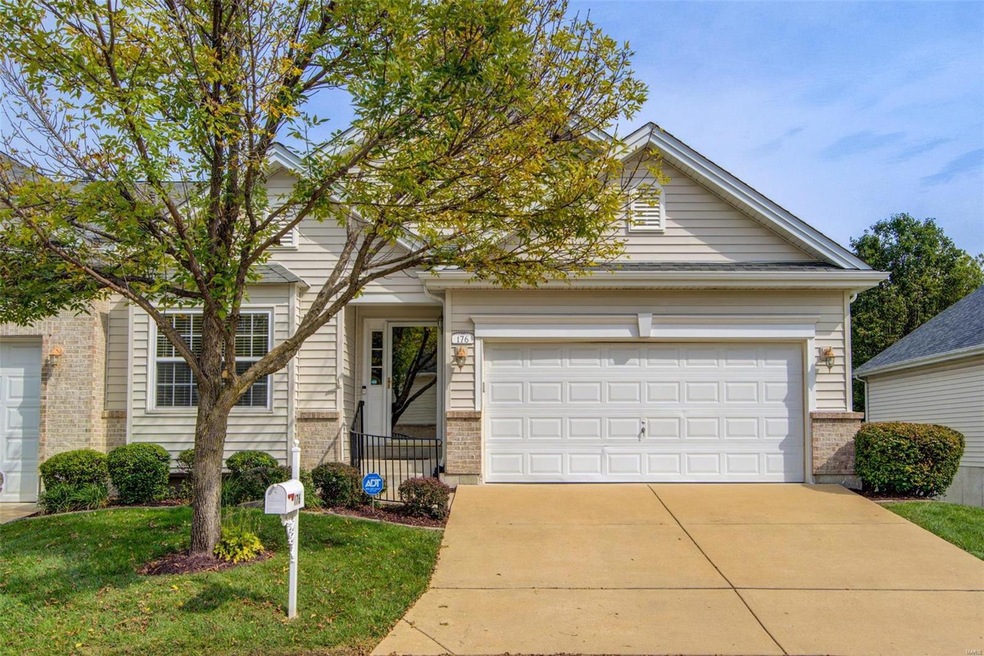 Welcome to 176 Worthington Circle