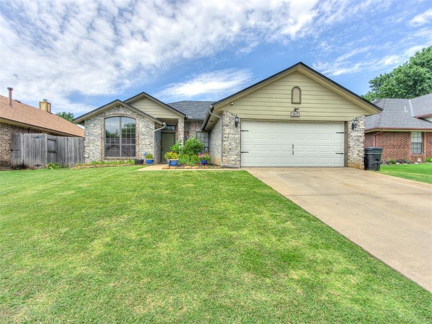 2617 Amy Ct, Moore, OK 73160 - photo 1