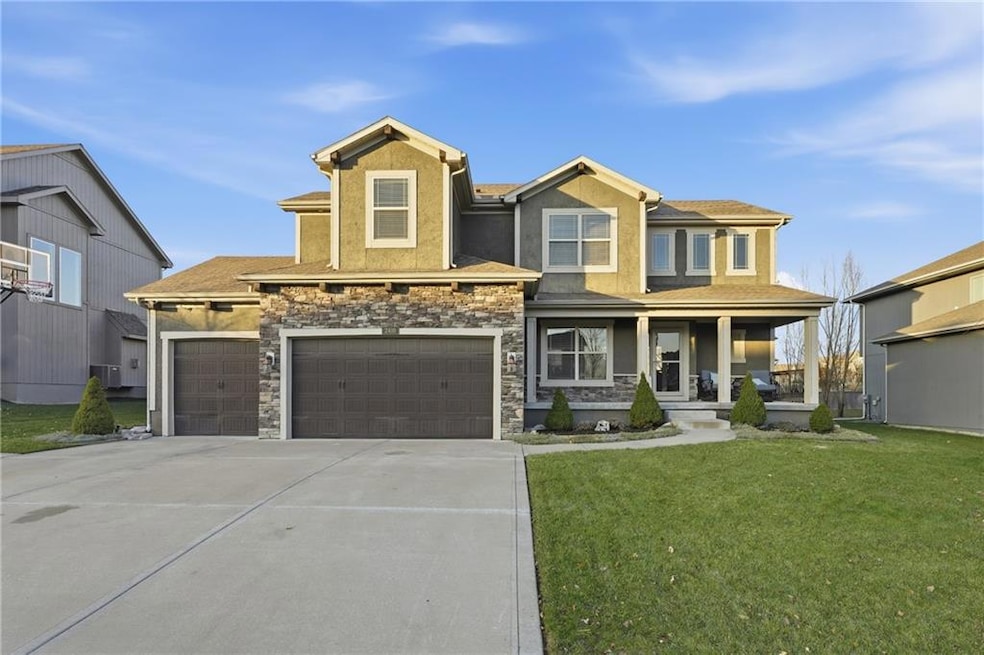 2410 NE 111th Terrace, Kansas City, MO 64155 - photo 1