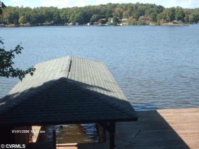 Waterfront/Dock/Pier
