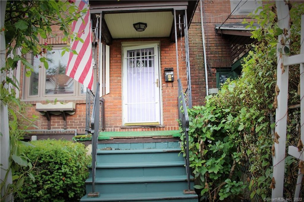 246 Wood St, Waterbury, CT 06704 - photo 1