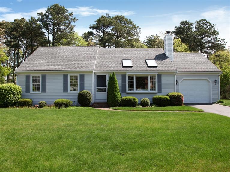 10 Skipjack Ln, Hyannis, MA 02601 - photo 1