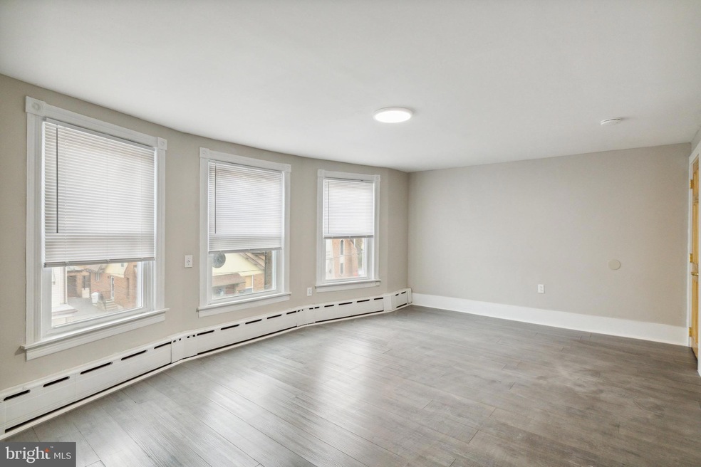 312 Pine St unit 3, Tamaqua, PA 18252 - photo 1