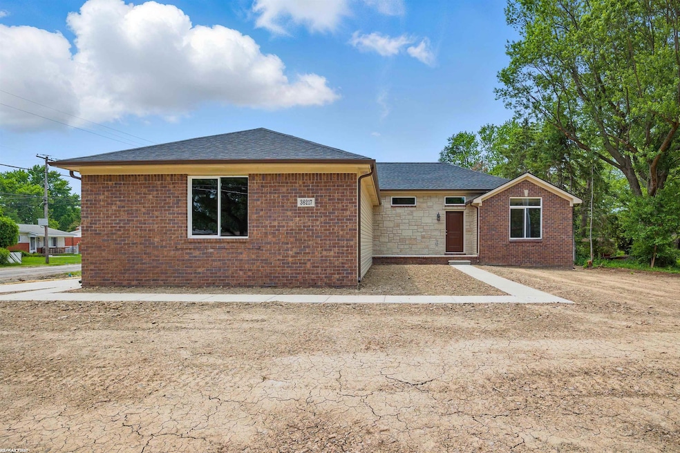 Under Contract $399,900