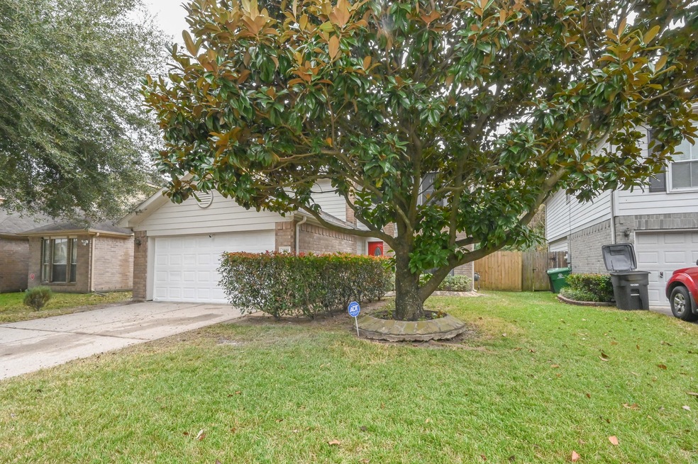 3823 Storm Creek Dr, Houston, TX 77088 - photo 1