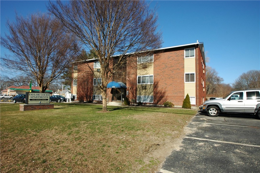 2060 Warwick Ave unit 206, Warwick, RI 02889 - photo 1