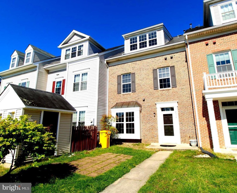 8714 Green Field Ct, Odenton, MD 21113 - photo 1