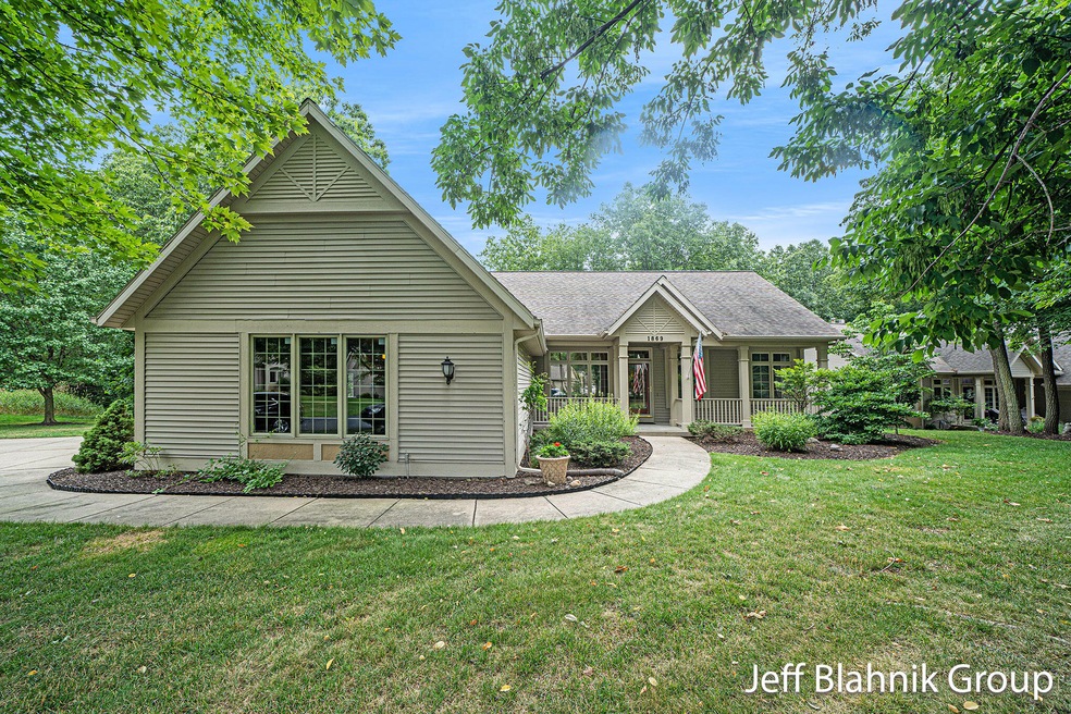 1869 Trillium Circle NW