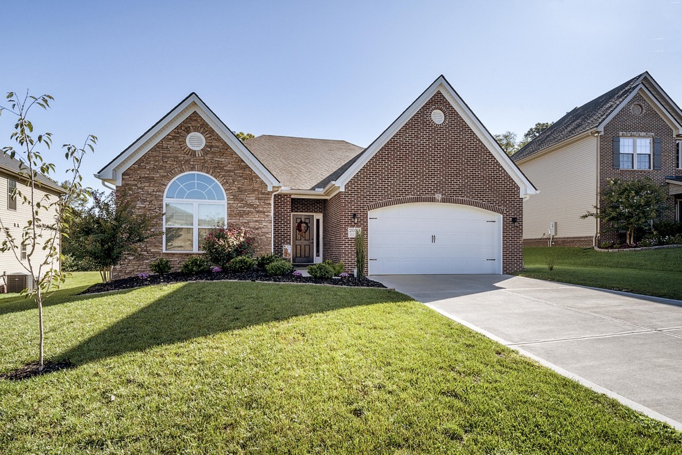 2032 Creekside Manor Ln, Knoxville, TN 37932 - photo 1