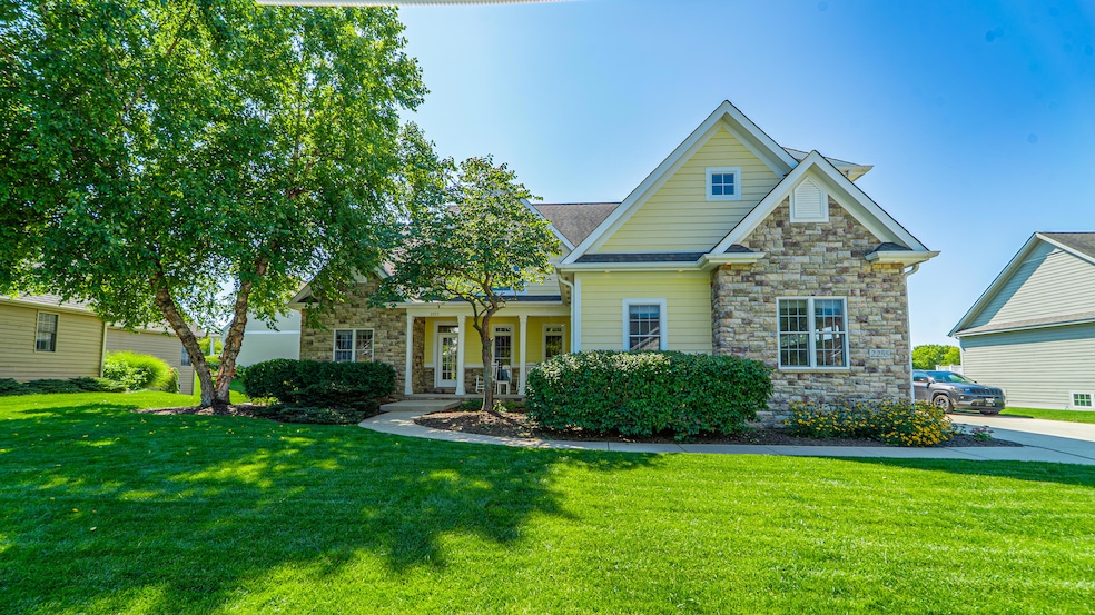 For Sale $599,900 • Co-Listing Agent