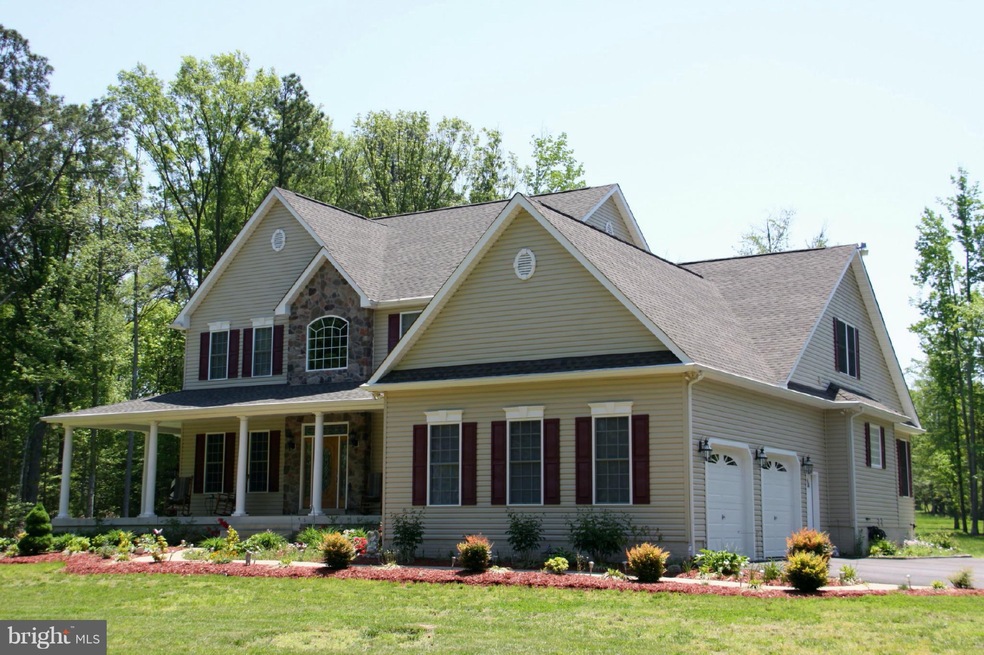 8662 Sandy Beach Ln, King George, VA 22485 - photo 1