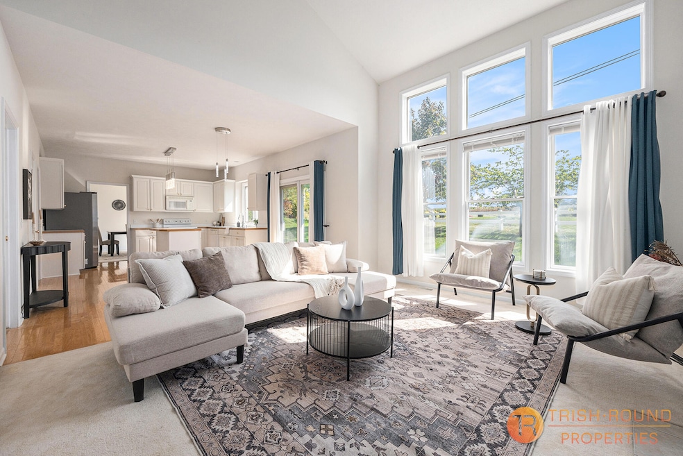 1964 Crystal View Ct SE, Caledonia, MI 49316 - photo 1