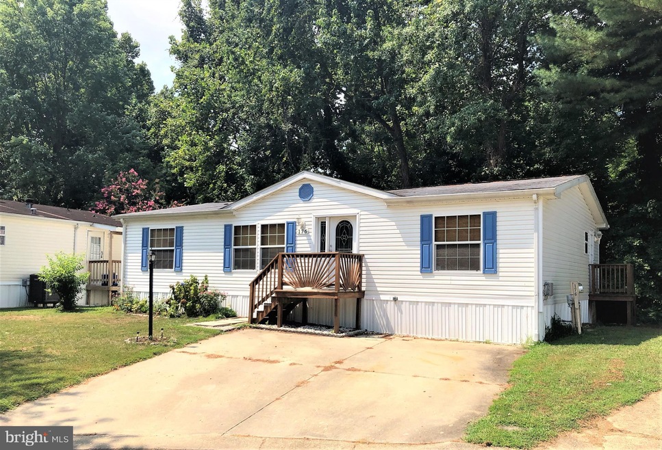 176 Sonnys Ct, Lothian, MD 20711 - photo 1