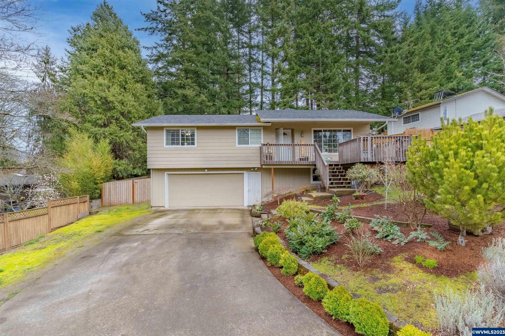 710 Ratcliff Dr SE, Salem, OR 97302 - photo 1