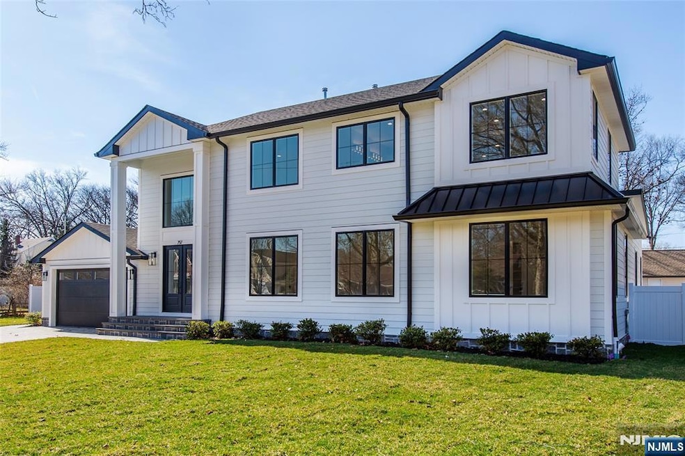 757 Reeder Rd, Paramus, NJ 07652 - photo 1