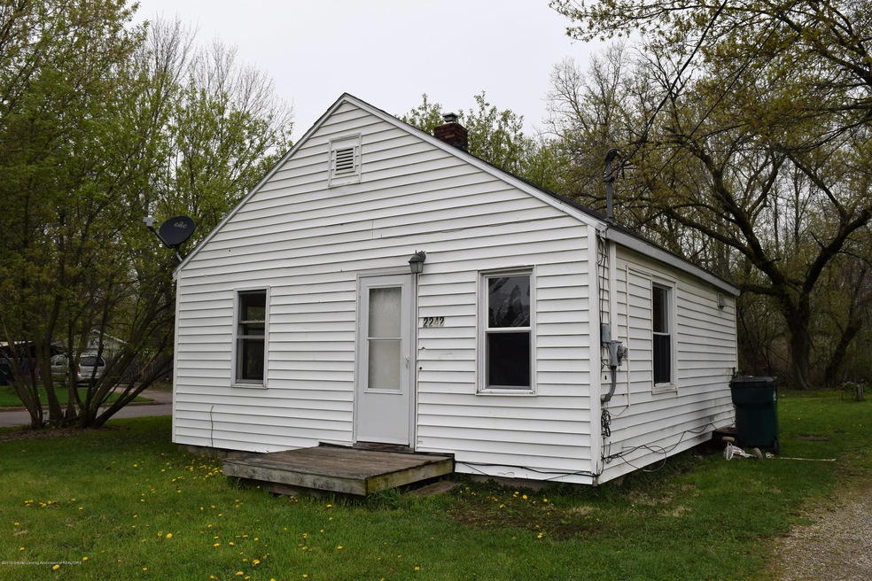 Ext. Front