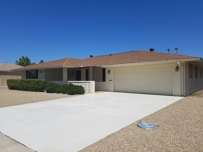 Newly Re-Surfaced Driveway!