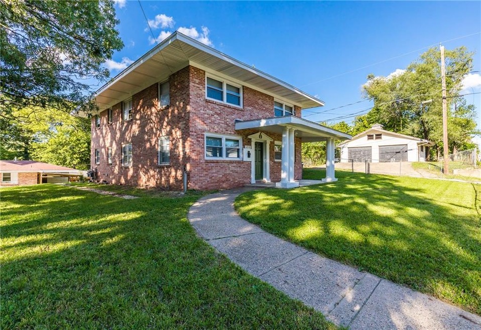 1213 Jefferson Ave, Des Moines, IA 50314 - photo 1