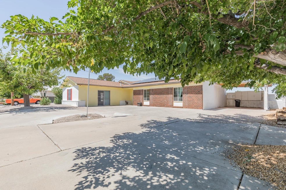 2011 Crescent Dr, Alamogordo, NM 88310 - photo 1