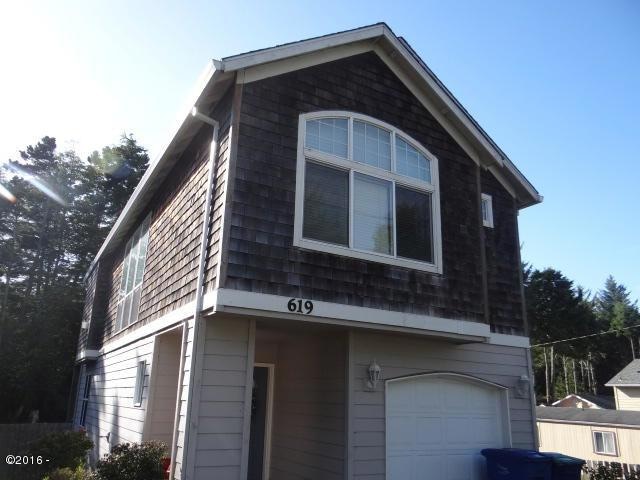 619 SE Neptune Ave, Lincoln City, OR 97367 - photo 1