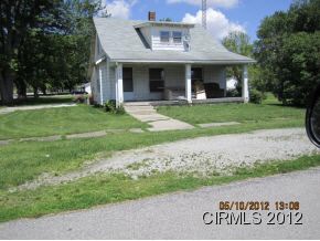 208 W Clay St, Kirklin, IN 46050 - photo 1