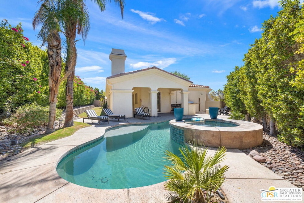 1420 Lorena Way, Palm Springs, CA 92262 - photo 1