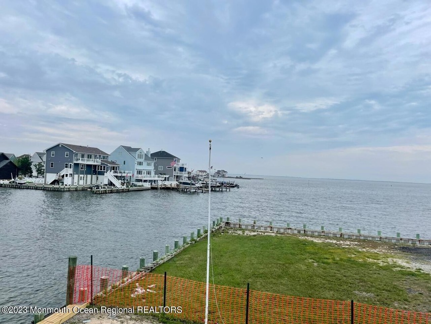 255 Dogwood Dr, Bayville, NJ 08721 - photo 1