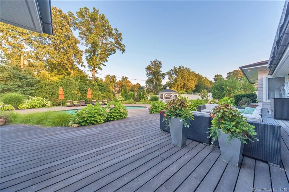 The perfect space for relaxing or entertaining fam