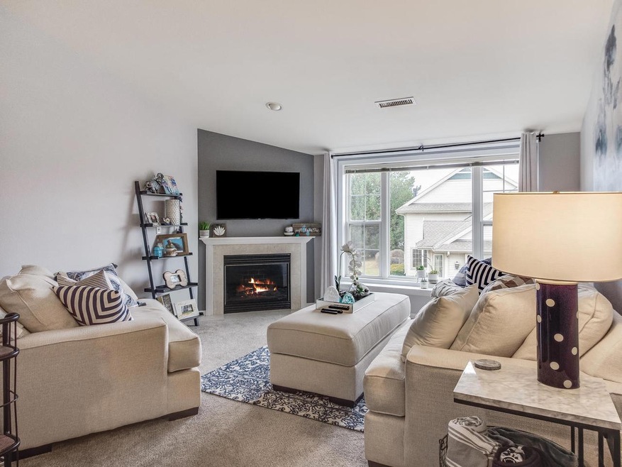 1503 92nd St Unit UNIT 4-large-011-010-P