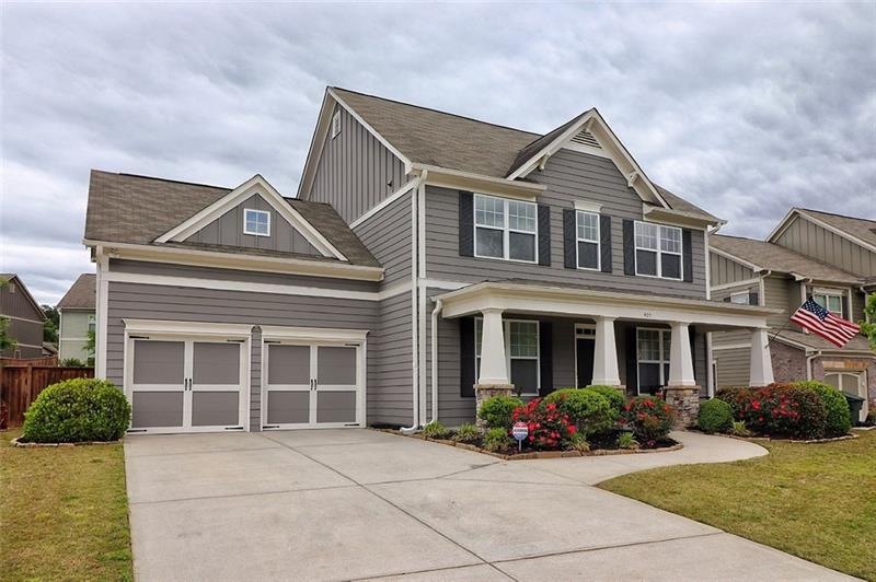 Immaculate, one owner home in family-friendly neig