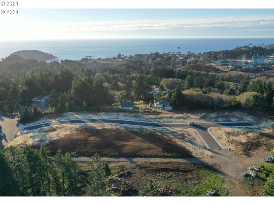 0 Nautical Heights unit 13 21110503, Brookings, OR 97415 - photo 1