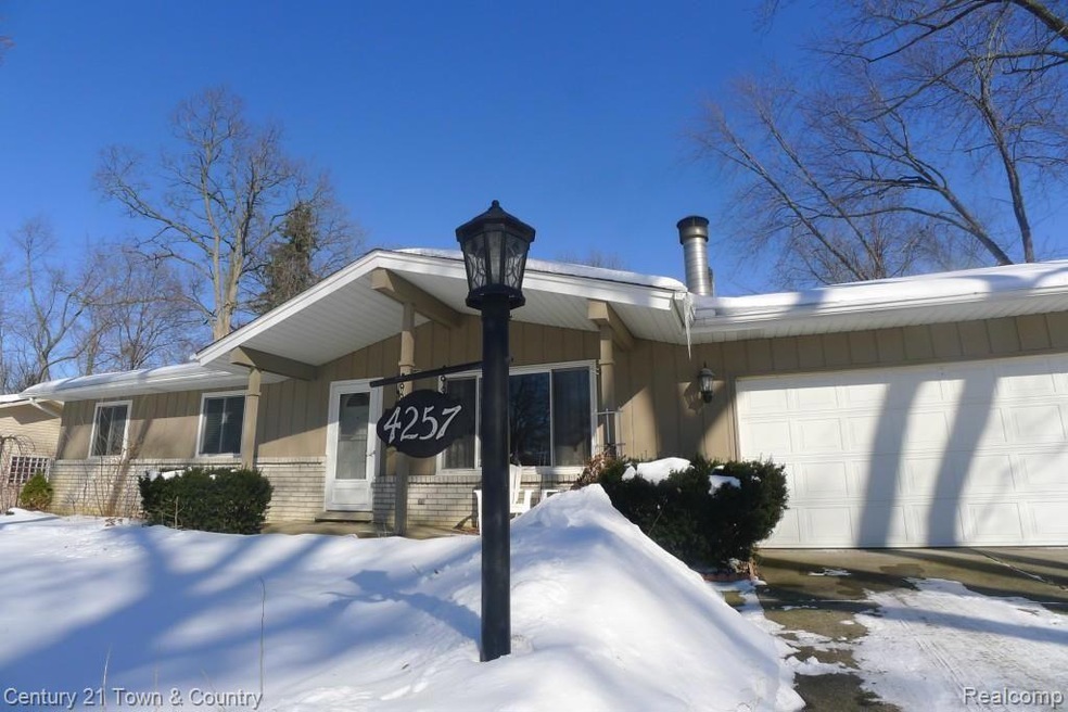 Welcome to 4257 Highland Ct.