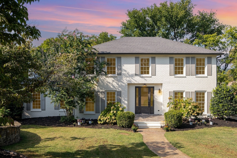 Under Contract $1,215,000