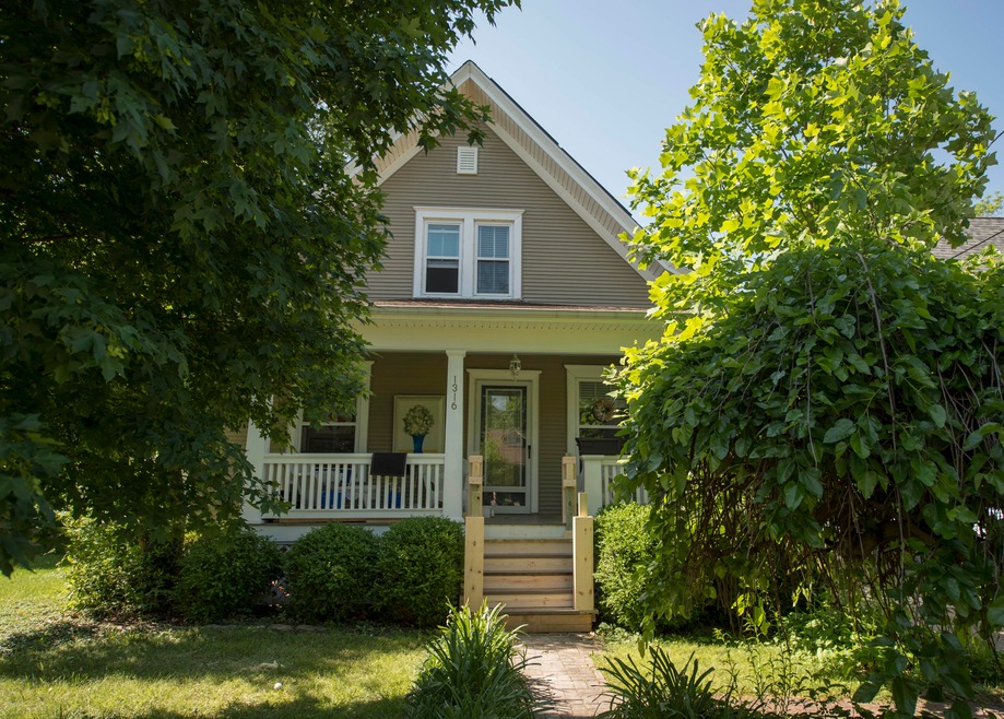 1316 E Harrison (68) - Copy
