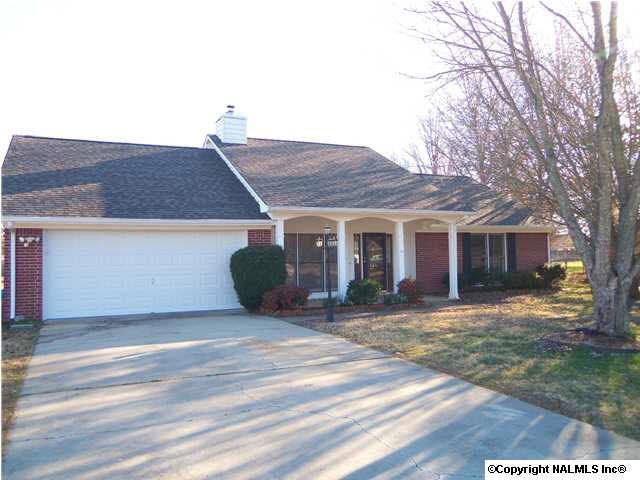 5 bedrooms and 3 baths with new carpet and fresh paint